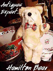 Antiques Expert Hamilton Bear identifies antique eighteenth century Chinese porcelain Mandarin pattern punch bowl and Staffordshire New Hall cottage sprigs pattern teabowl and saucer